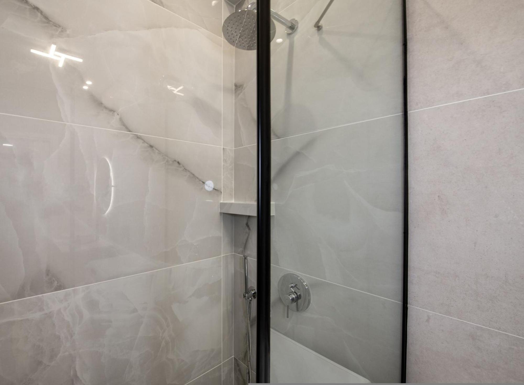 Cherry Central Luxury Suites Chania  Exterior photo